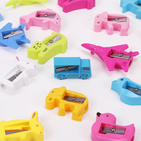 8PCS Cute Animal Pencil Sharpener Cartoon Stationery Cat and Duck Plastic Pencil Sharpeners for Kids Student School Gift